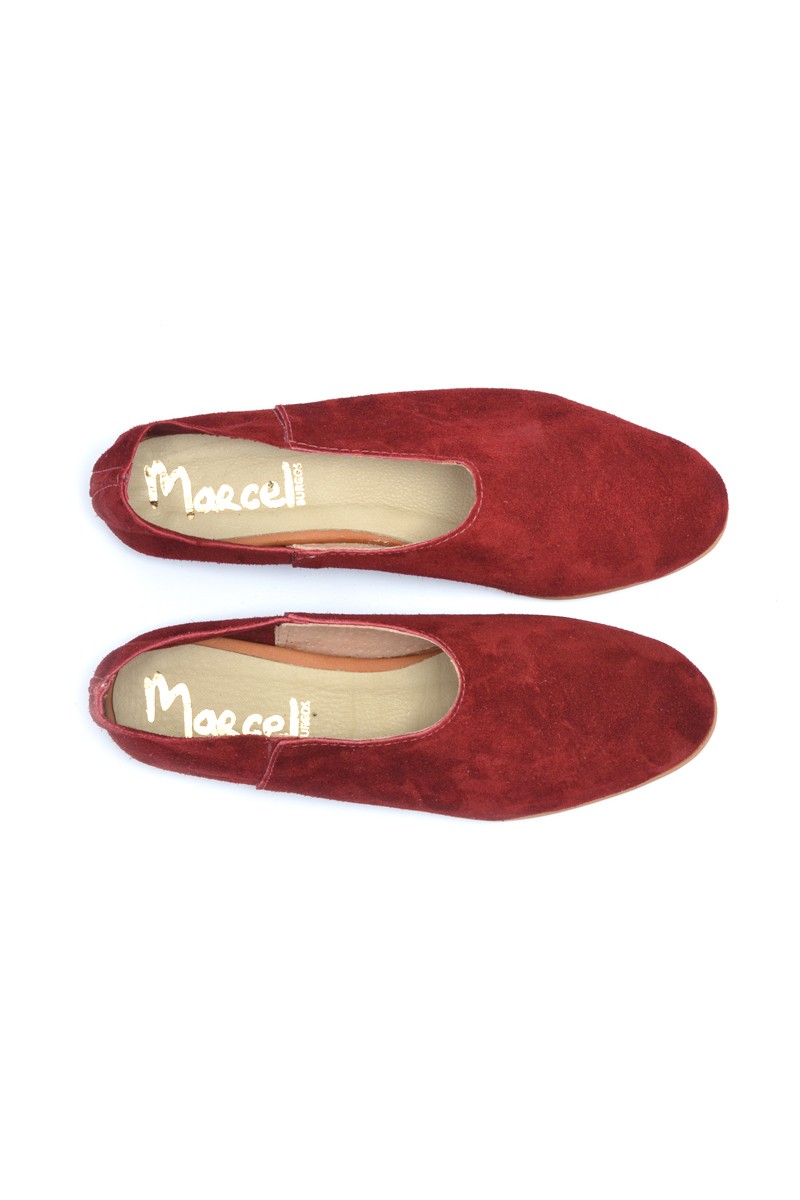Zapato Bajo Gamuza Liso Bordo