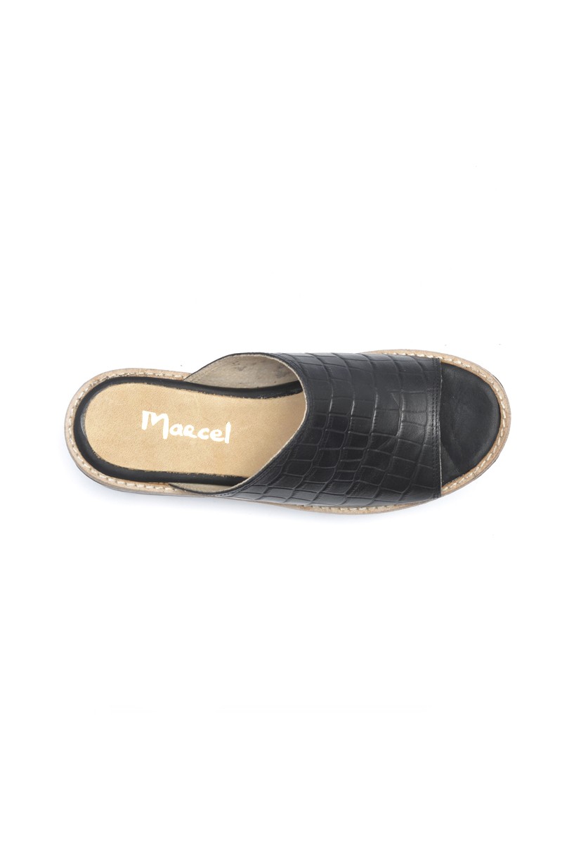 Sandalia Plataforma Cuero Croco Negro