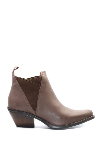 Bota Taco Medio Punta Redondeada Cuero Chocolate