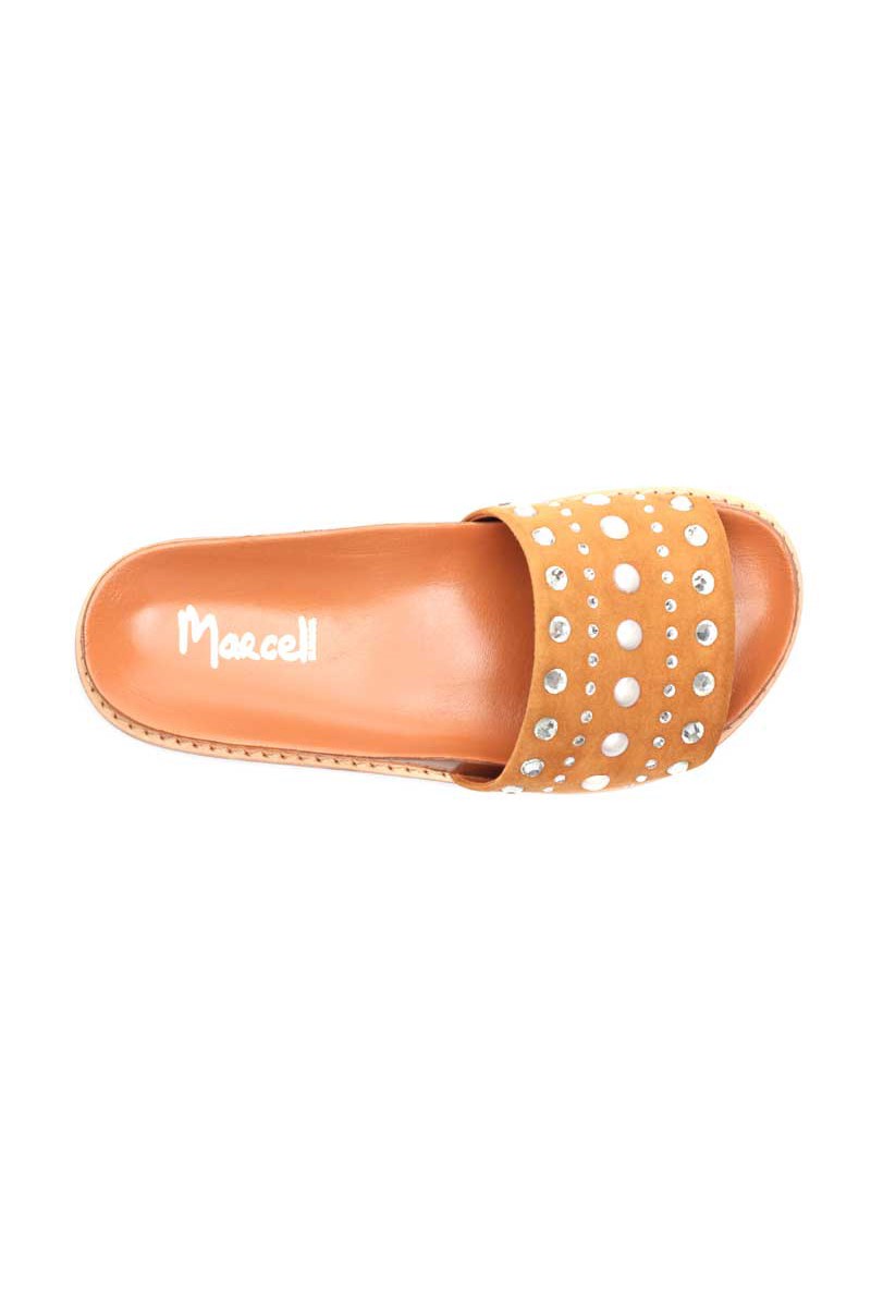 Sandalia Baja con Perlas Cuero Gamuza Camel Gamuza