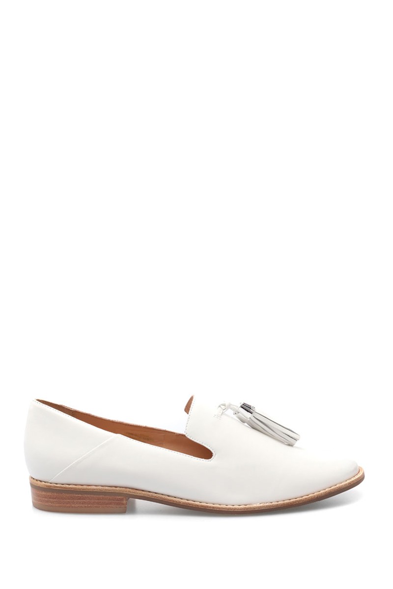 Zapato Balerina Con Fleco Cuero Blanco