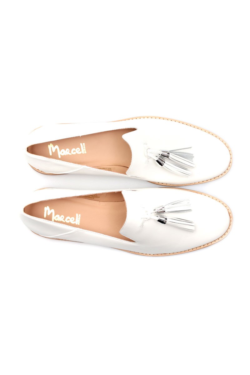 Zapato Balerina Con Fleco Cuero Blanco
