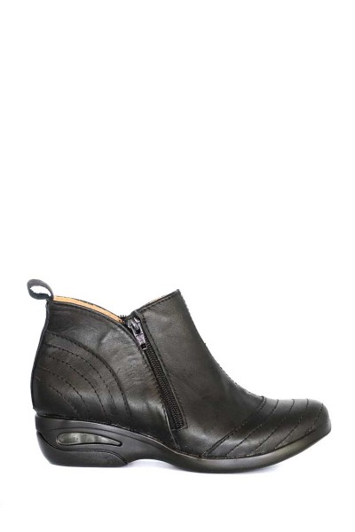 Bota Con Cierre Suela Burbuja Cuero Negro