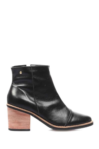 Bota Clasica Taco medio Madera Cuero Negro
