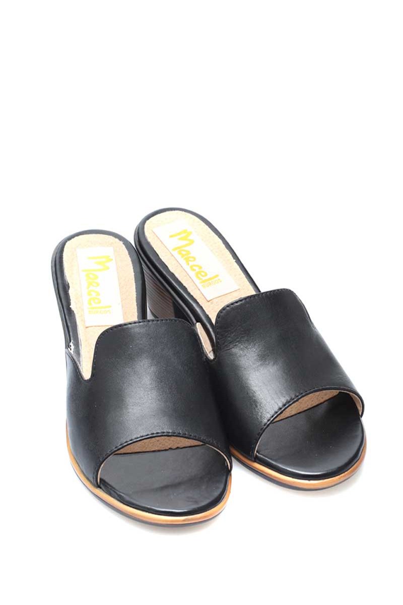 Sandalia Zueco Liso Cuero Negro
