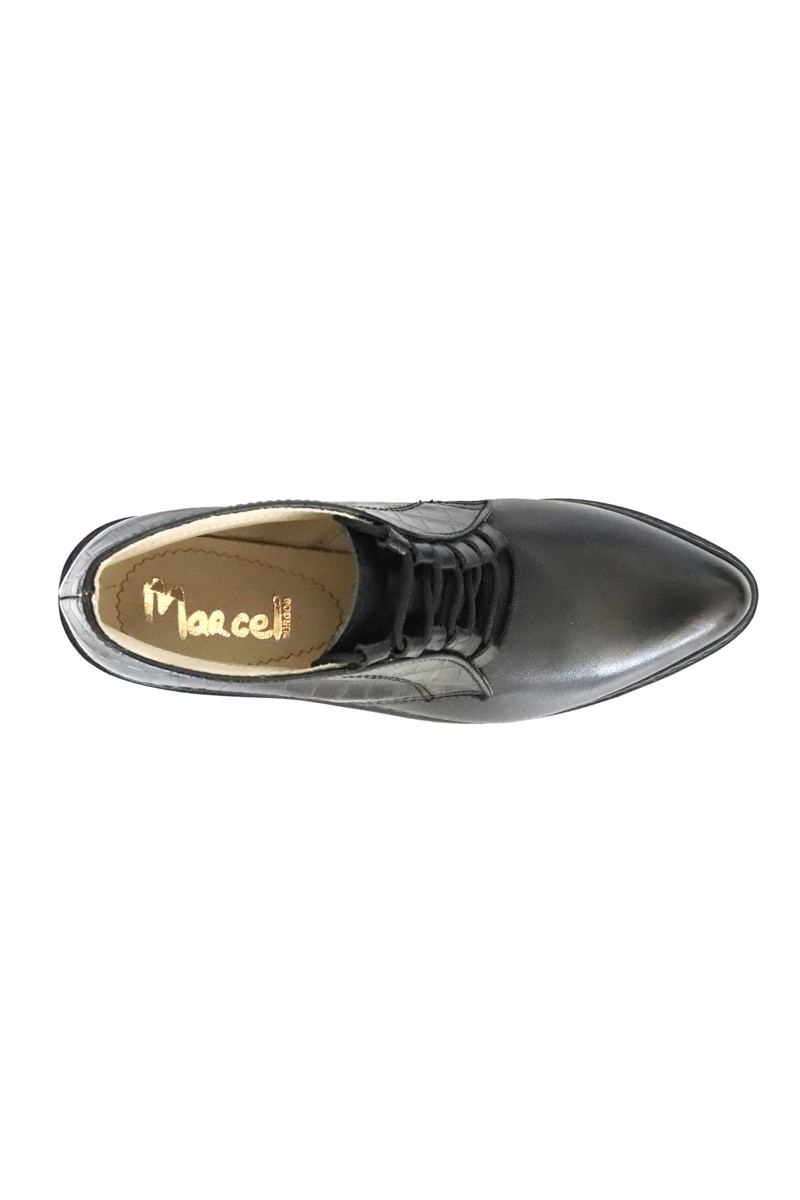 Bota de Cuero Acordonada con taco medio Negro